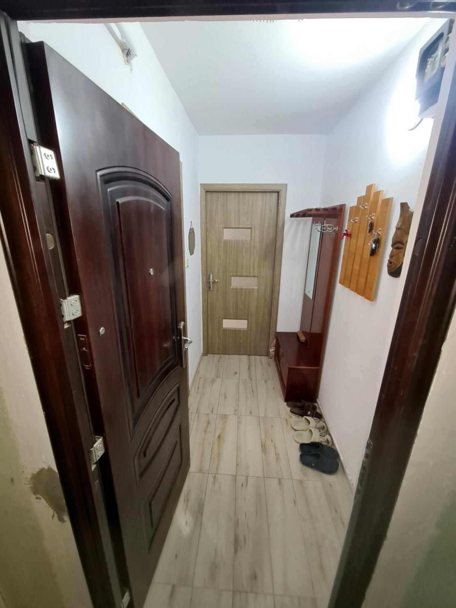 Apartament 2 Camere Etaj 4 Din 4 克拉奥华 外观 照片