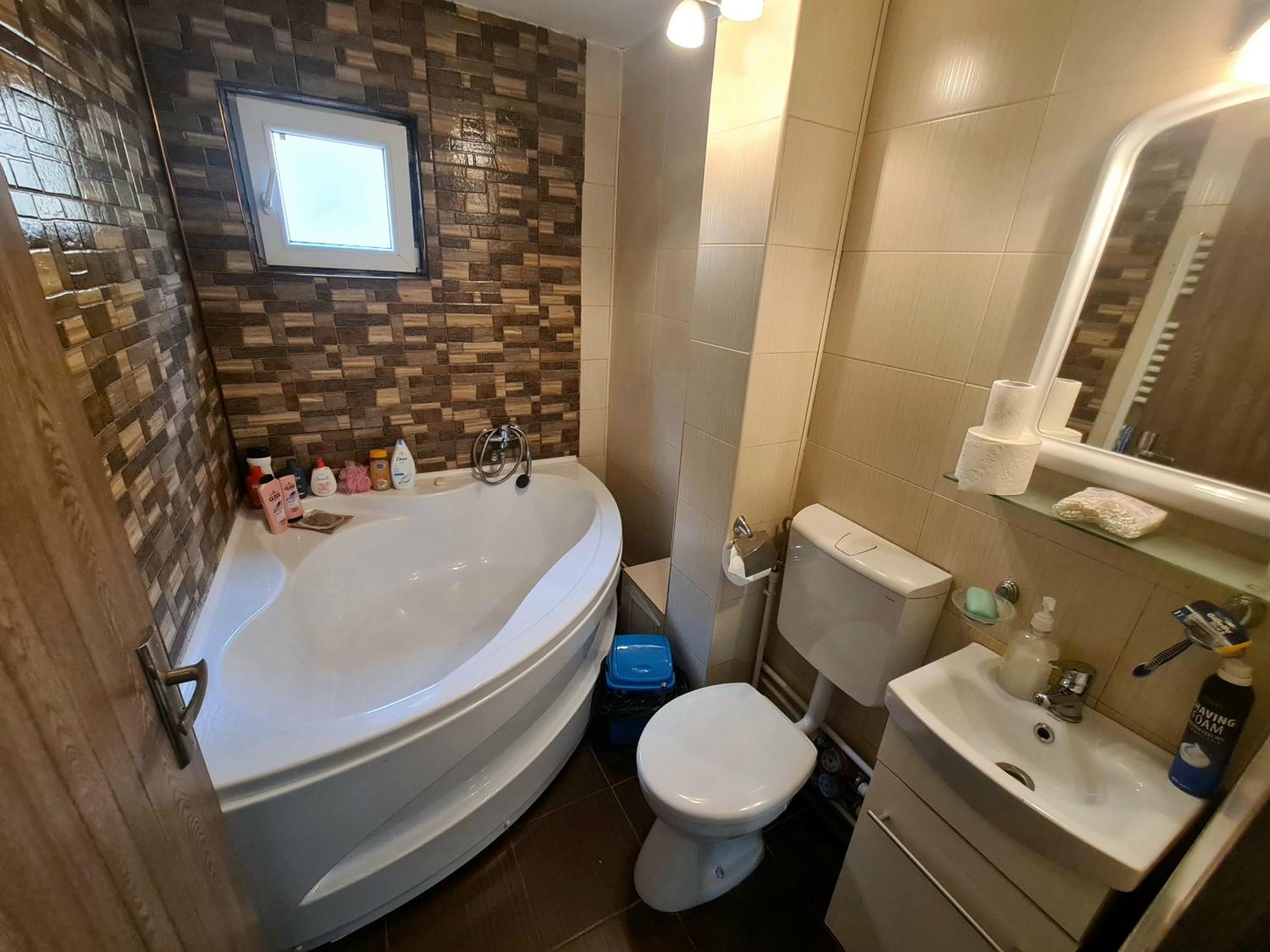 Apartament 2 Camere Etaj 4 Din 4 克拉奥华 外观 照片
